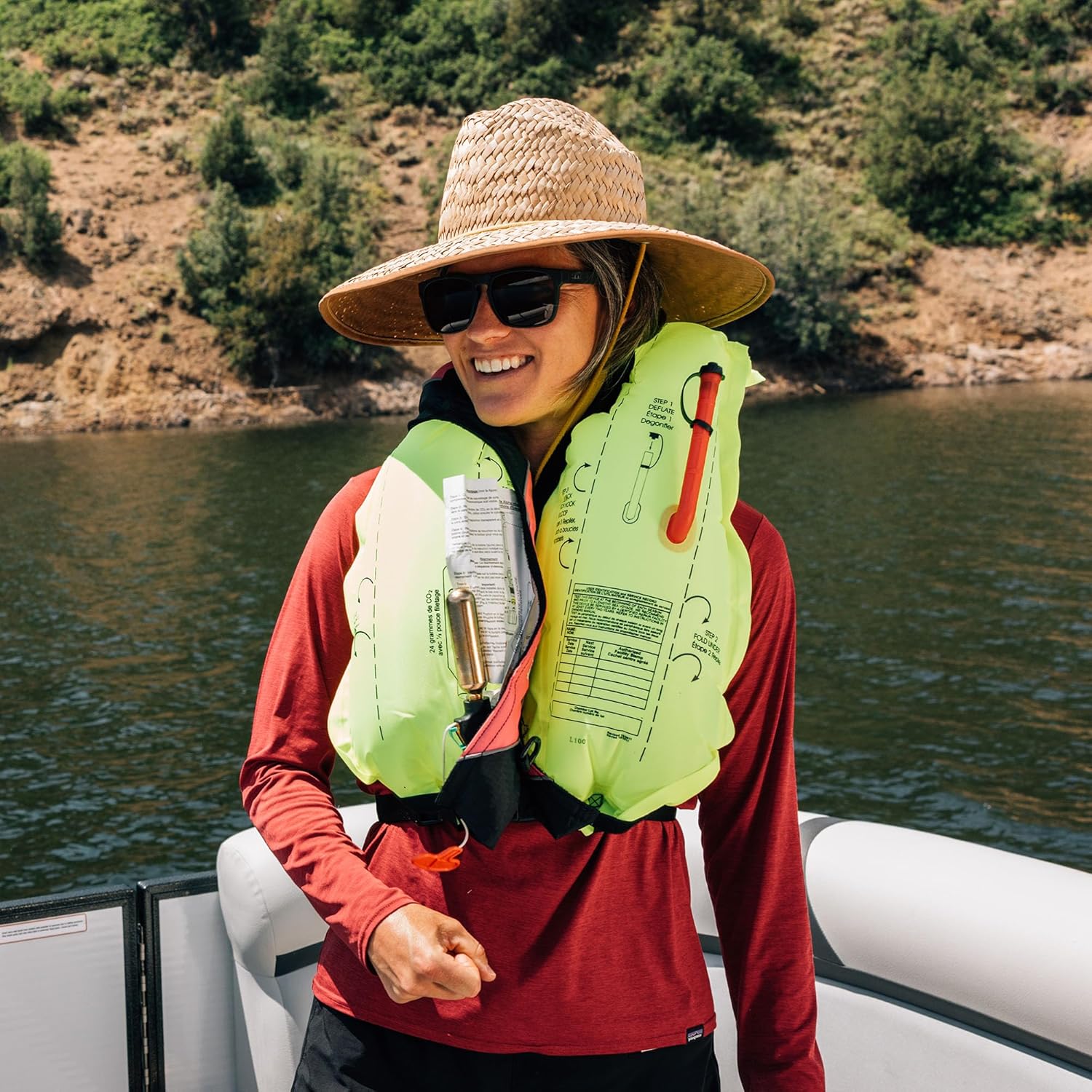 Onyx A/M-24 Automatic/Manual Inflatable Life Jacket view 3
