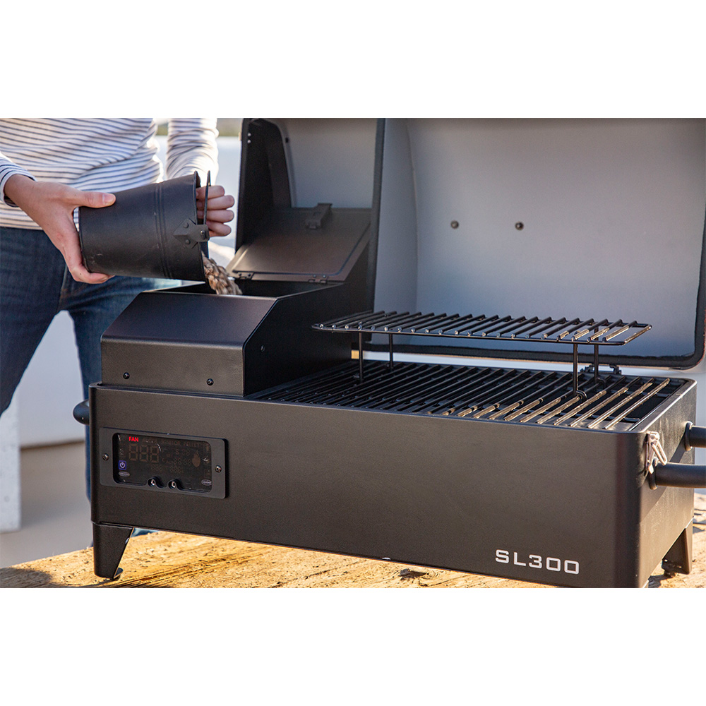 Louisiana Grills 300SL Portable Wood Pellet Grill view 5