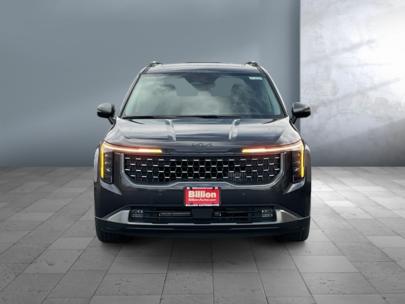 2026 Kia Carnival Hybrid — front three-quarter view