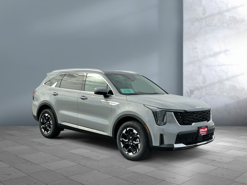 2026 Kia Sorento — front three-quarter view