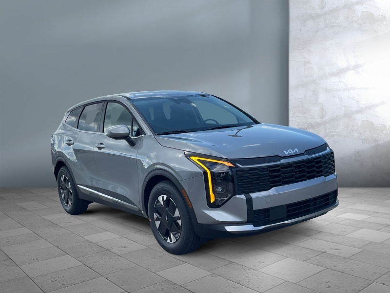 2026 Kia Sportage Hybrid — front three-quarter view