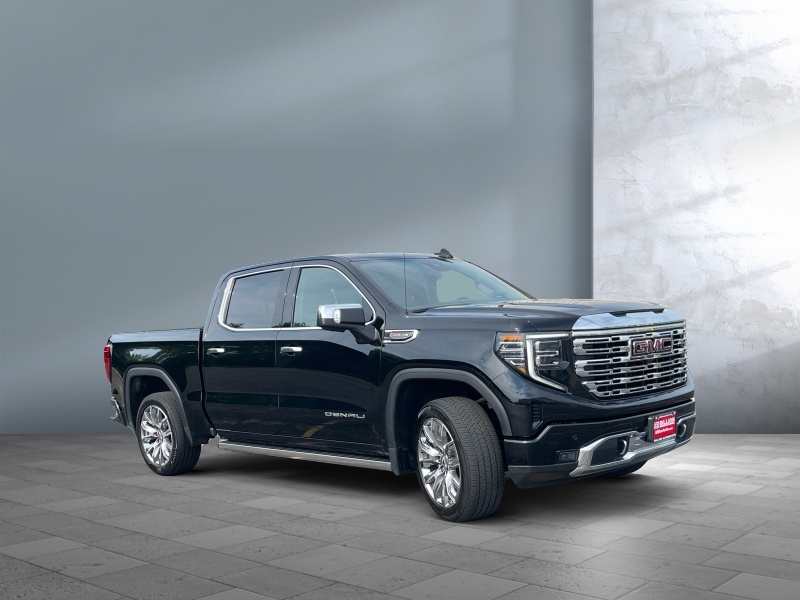 2024 GMC Sierra 1500 — front three-quarter view
