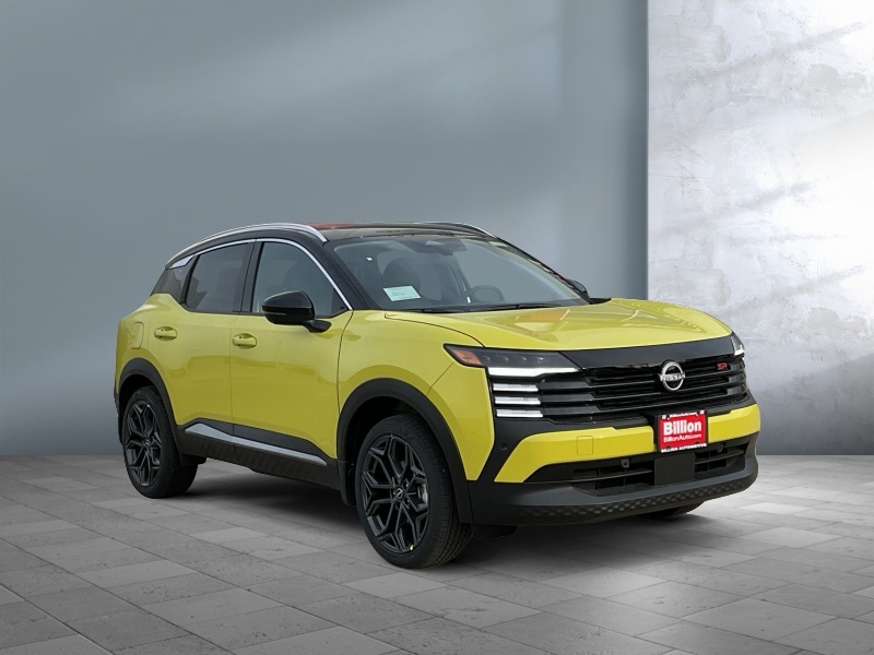 2026 Nissan Kicks — front three-quarter view