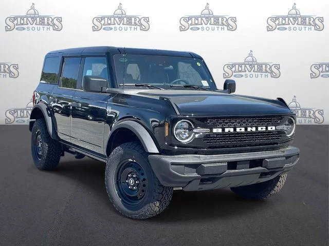 2026 Ford Bronco Big Bend in Black — front three-quarter view