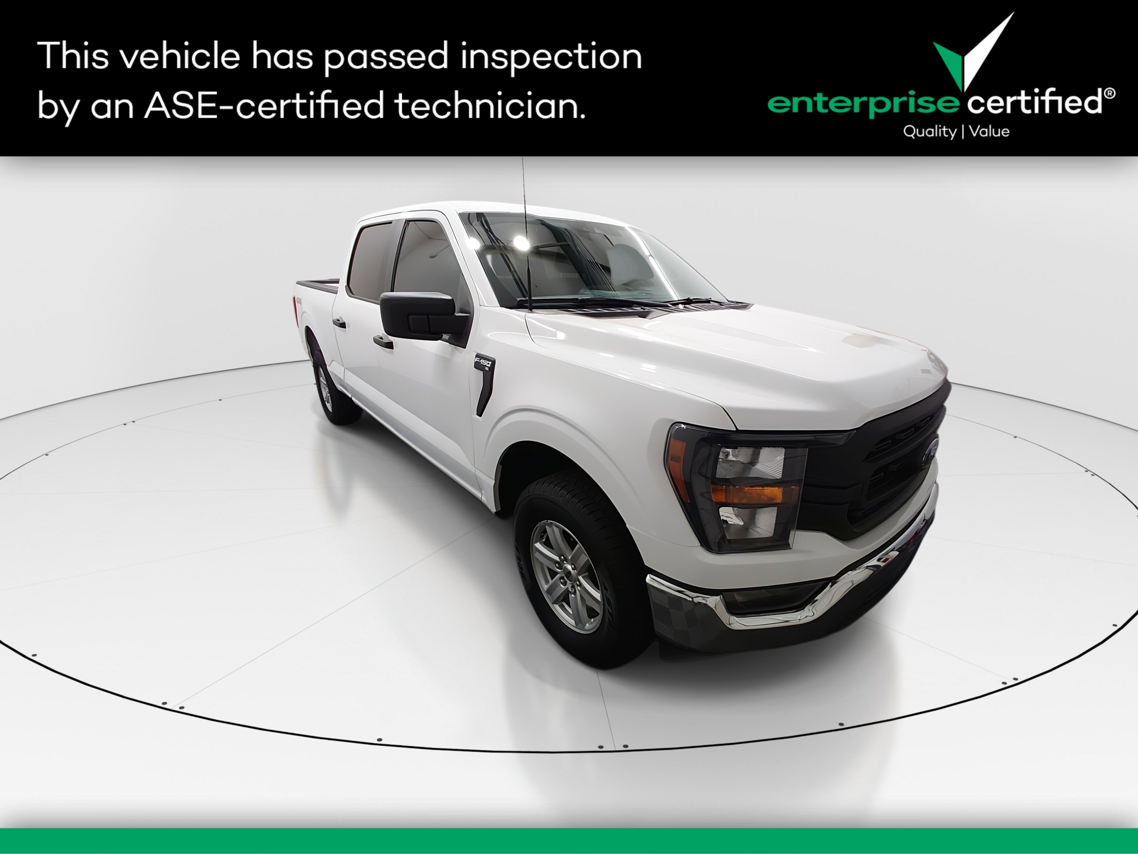 2023 Ford F-150 XL 4WD SuperCrew 6.5' Box — front three-quarter view
