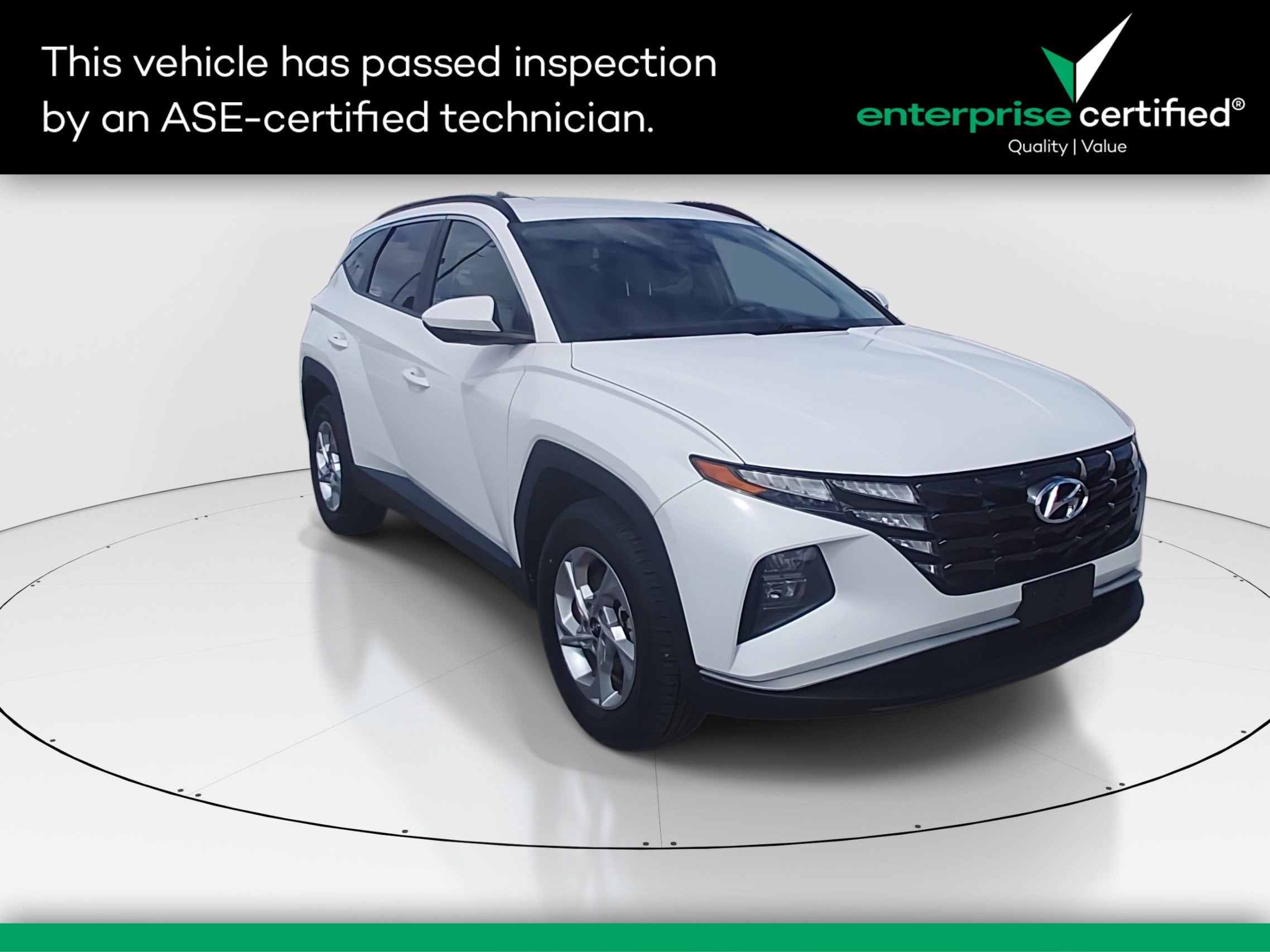 2024 Hyundai Tucson SEL AWD — front three-quarter view