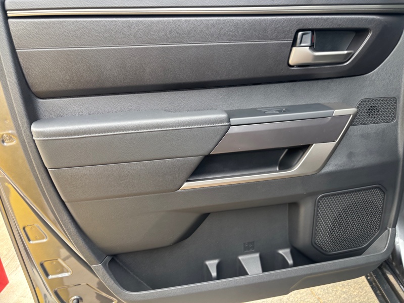2026 Toyota Tundra 4WD — photo 15 view