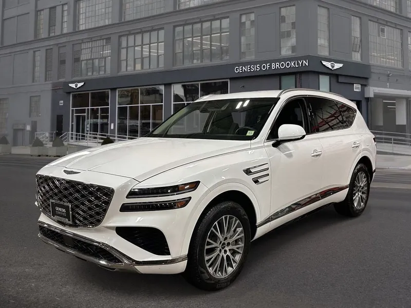 2026 Genesis GV80 2.5T in Uyuni White — front three-quarter view