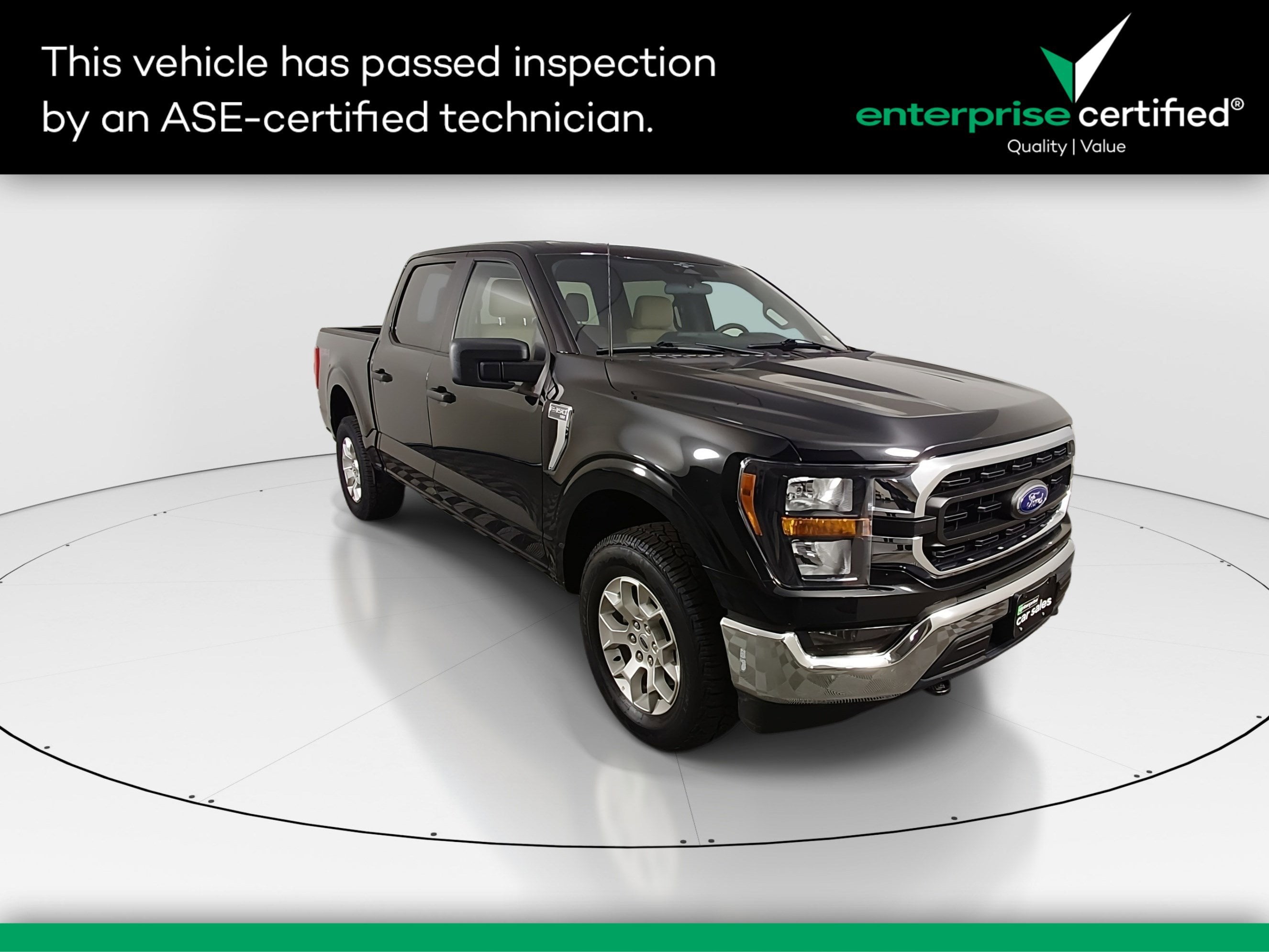 2023 Ford F-150 XLT 4WD SuperCrew 5.5' Box — front three-quarter view