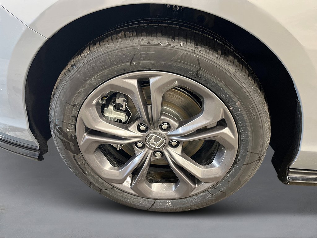 2026 Honda Accord Hybrid — photo 12 view