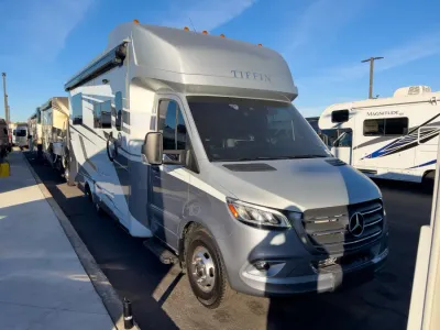 2025 Tiffin WAYFARER