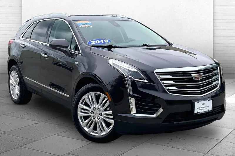 2019 Cadillac XT5 Premium Luxury AWD in Dark Granite Metallic — front three-quarter view