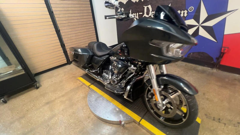 2025 Harley-Davidson FLTRX - Road Glide in Iron Horse Metallic - Black Finish — front three-quarter view