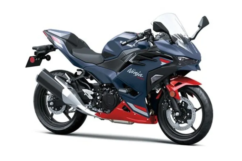 2026 Kawasaki Ninja 500 SE ABS — front three-quarter view