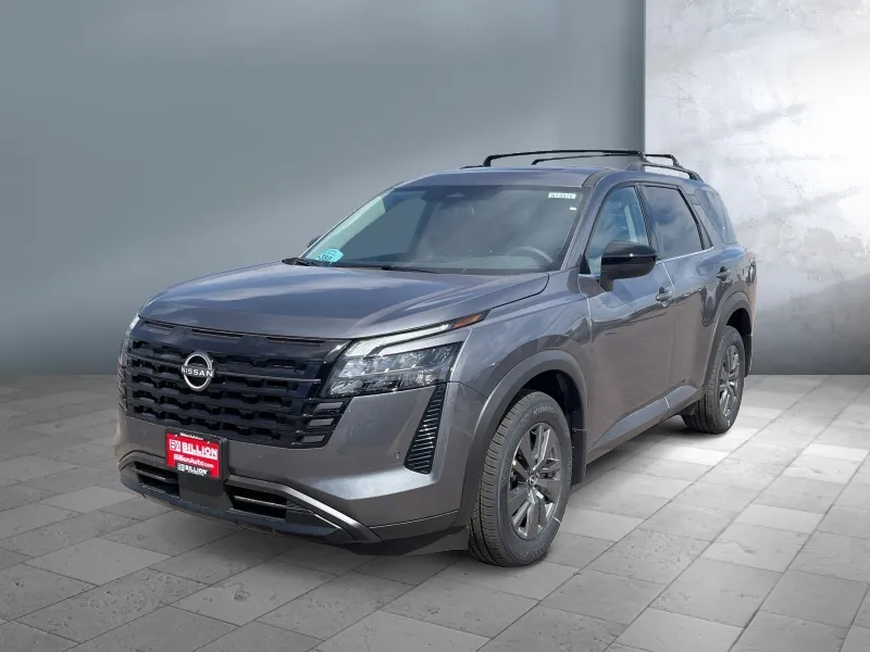 2026 Nissan Pathfinder — front three-quarter view