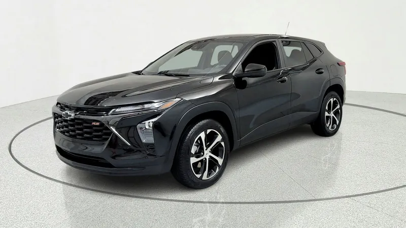 2024 Chevrolet Trax 1RS in Mosaic Black Metallic — front three-quarter view