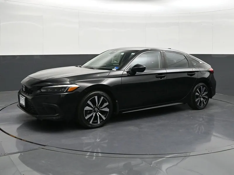 2024 Honda Civic Hatchback EX-L in Black — front three-quarter view