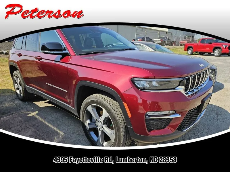 2024 Jeep Grand Cherokee Limited 4x4 in Velvet Red Pearlcoat — front three-quarter view