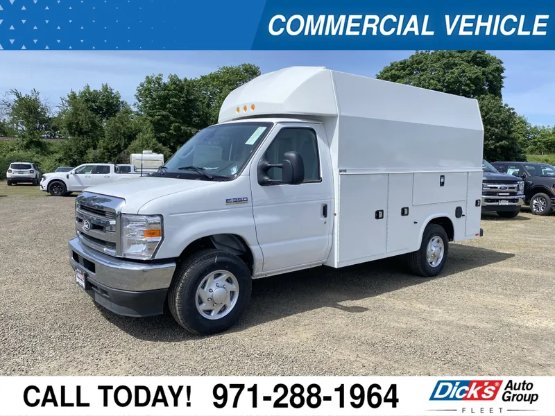 2026 Ford E-Series Cutaway E-350 SRW 138 WB in Oxford White — front three-quarter view