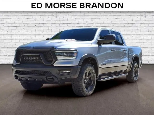 2023 RAM 1500 Rebel in Giy/Silver — front three-quarter view