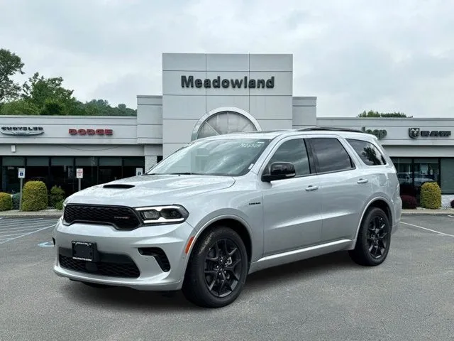 2026 Dodge Durango GT Plus HEMI V8 in Triple Nickel Exterior Paint — front three-quarter view