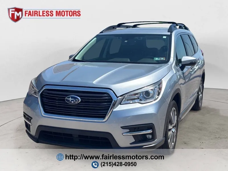 2022 Subaru Ascent Limited 7 Passenger AWD 4dr SUV in Silver — front three-quarter view