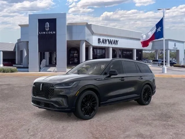 2026 Lincoln Aviator Reserve in Infinite Black Metallic Clearcoat — front three-quarter view