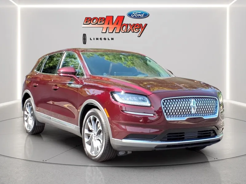 2023 Lincoln Nautilus — rear three-quarter view