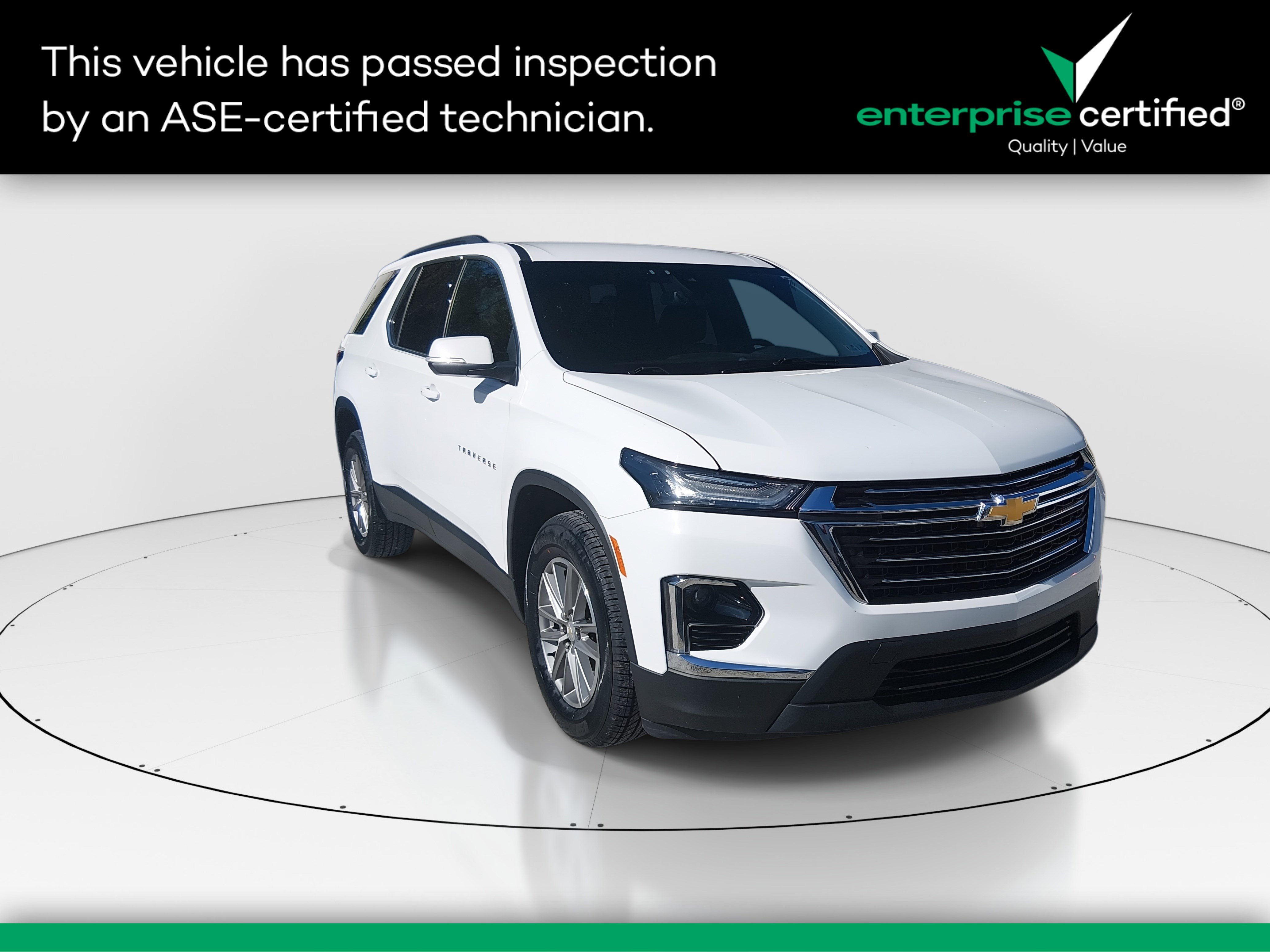 2023 Chevrolet Traverse AWD 4dr LT Leather — front three-quarter view