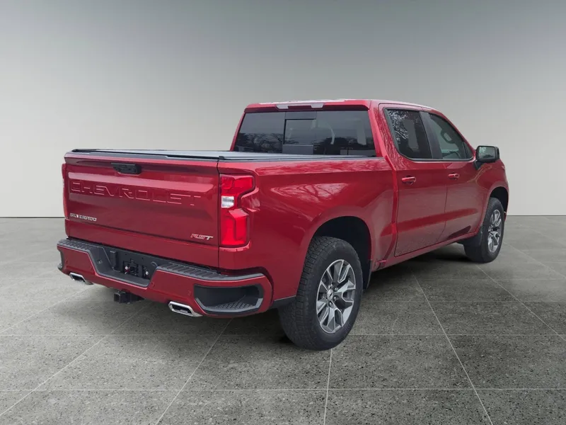 2025 Chevrolet Silverado 1500 — detail view
