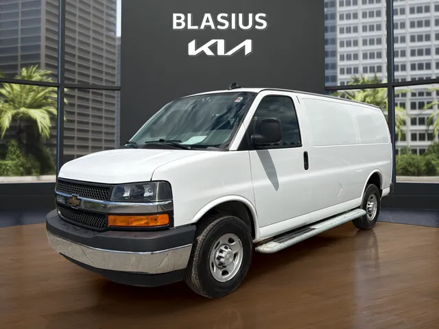 2024 Chevrolet Express 2500 Work Van Cargo in Summit White — front three-quarter view