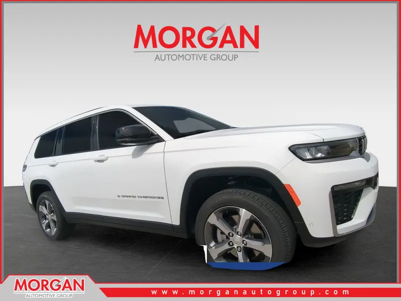 2026 Jeep Grand Cherokee L Limited in White/off-white — front three-quarter view