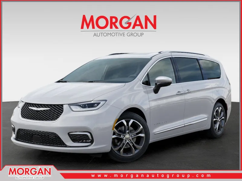 2026 Chrysler Pacifica Pinnacle in White — front three-quarter view