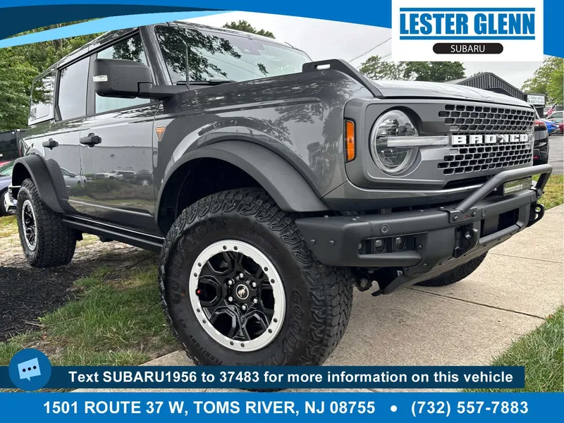 2025 Ford Bronco Badlands in Carbonized Gray — front three-quarter view