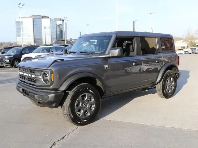 2026 Ford Bronco Big Bend in Gray Metallic — front three-quarter view