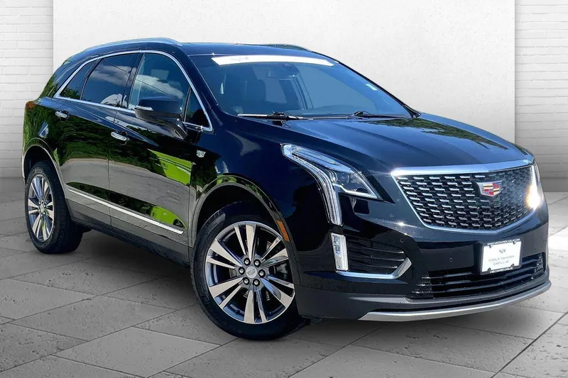 2025 Cadillac XT5 Premium Luxury in Stellar Black Metallic — front three-quarter view