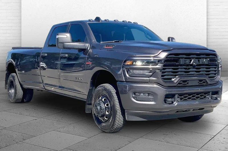 2026 RAM 3500 Big Horn Crew Cab 4x4 8' Box in Granite Crystal Metallic Clearcoat — front three-quarter view