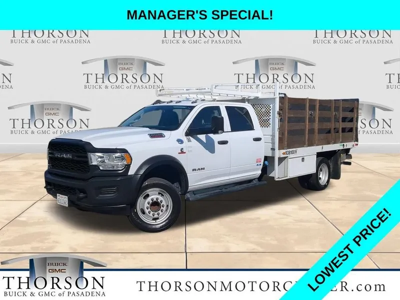 2019 RAM 5500 Chassis Cab Tradesman in Bright White Clea — front three-quarter view