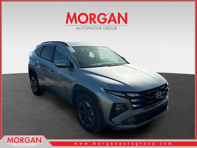 2026 Hyundai TUCSON SEL in Shimmering Silver — front three-quarter view