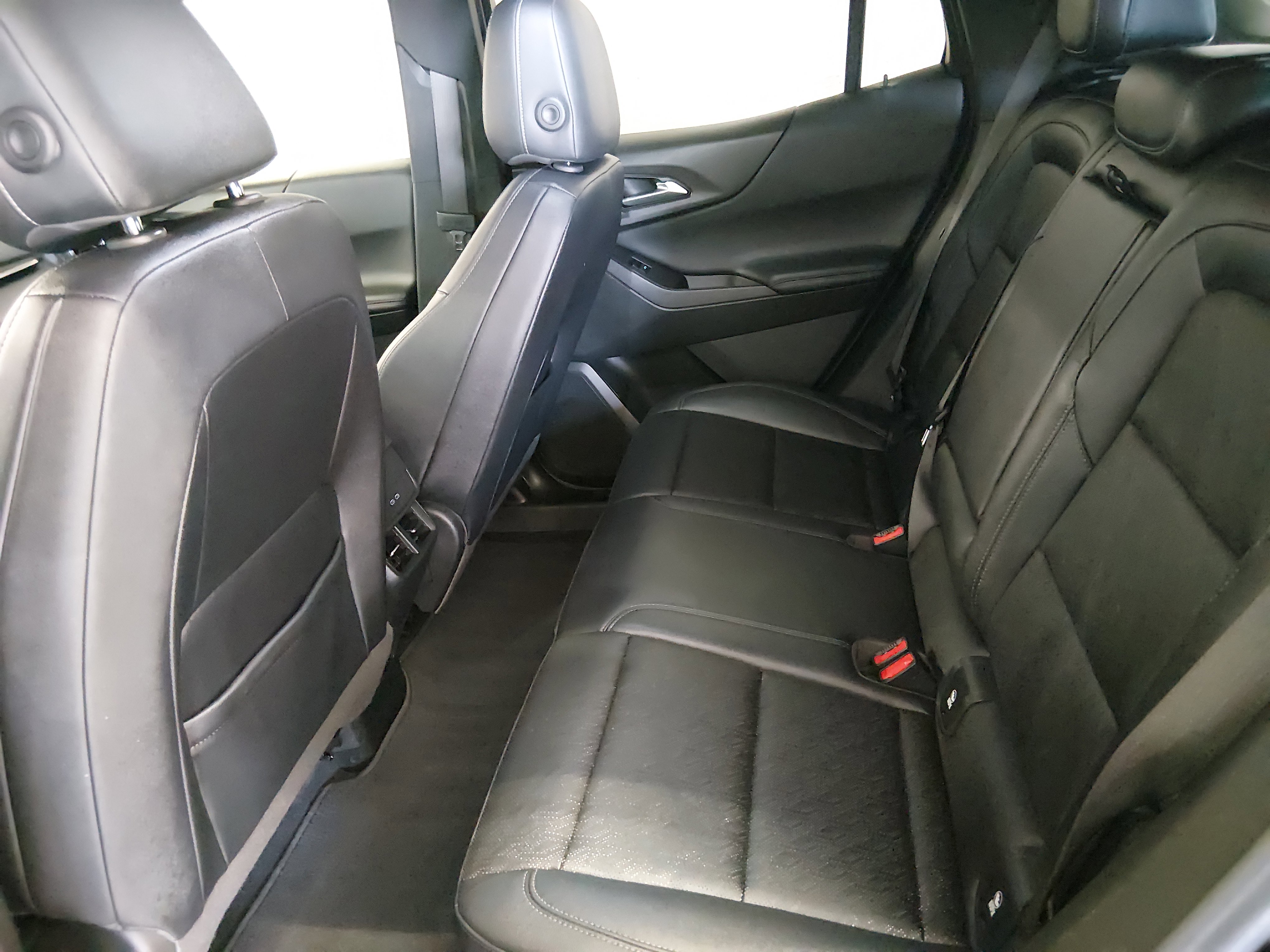 2025 Chevrolet Equinox — photo 17 view
