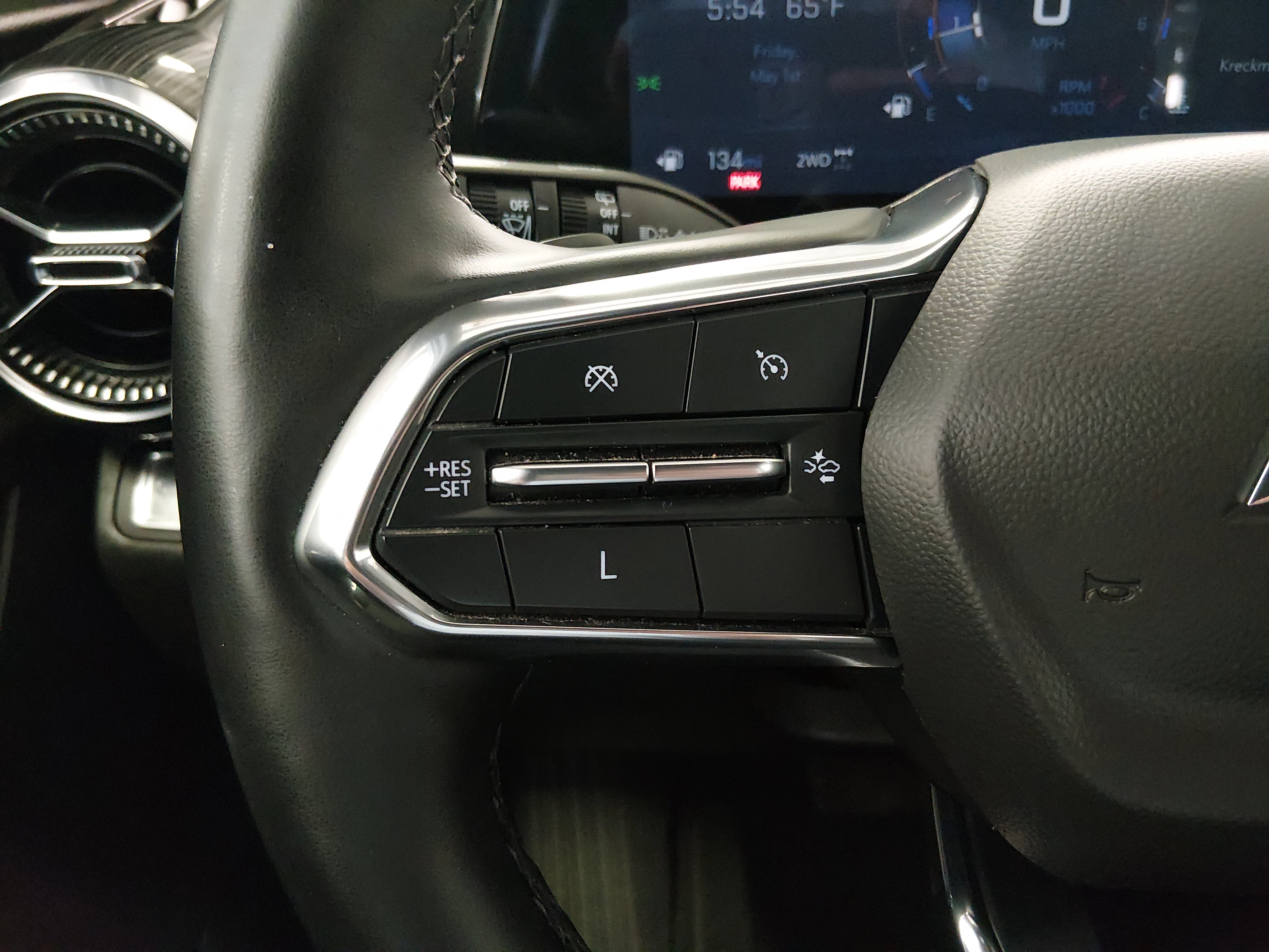 2025 Chevrolet Equinox — photo 9 view
