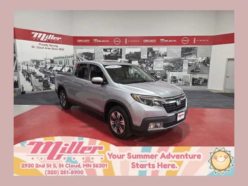 2017 Honda Ridgeline RTL-E in Gray — front three-quarter view