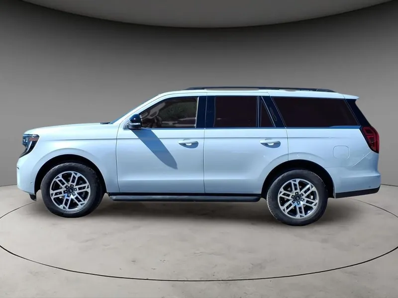 2025 Ford Expedition Active in Space Silver Metallic — front three-quarter view