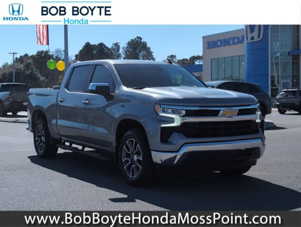 2023 Chevrolet Silverado 1500 LT in Sterling Gray Metallic — front three-quarter view