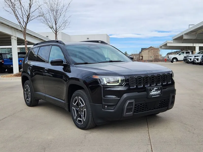 2026 Jeep Cherokee CHEROKEE LIMITED 4X4 in Diamond Black Crystal Pearl-Coat Exterior Paint — front three-quarter view