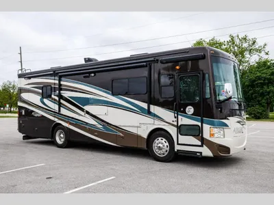 2014 Tiffin Motorhomes Allegro RED