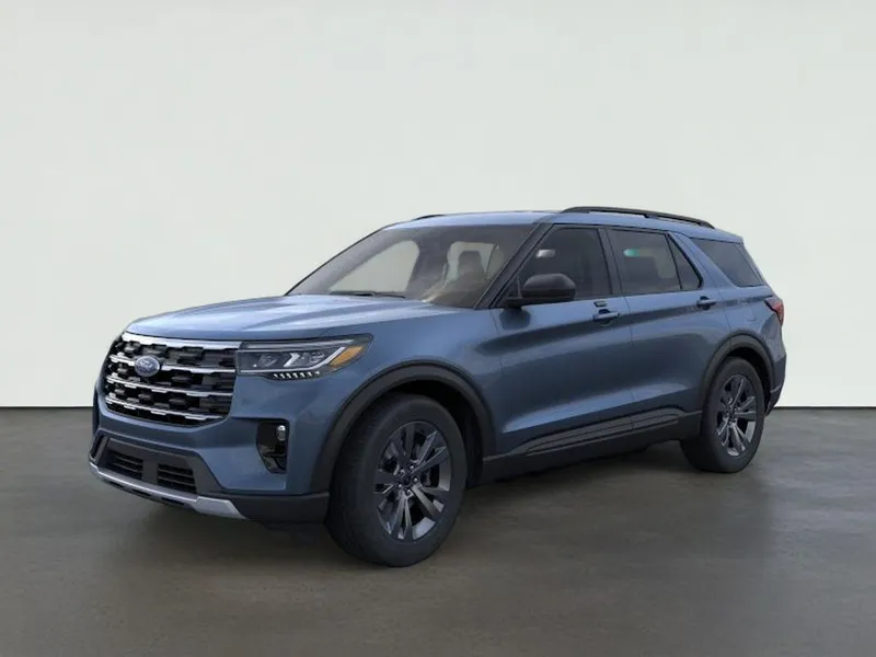 2026 Ford Explorer Active w/200A Pkg in Vapor Blue Metallic — front three-quarter view
