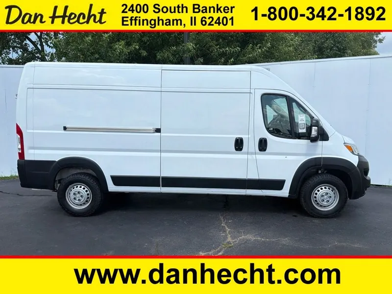 2025 RAM ProMaster 2500 High Roof 159 WB in Bright White Clearcoat — front three-quarter view