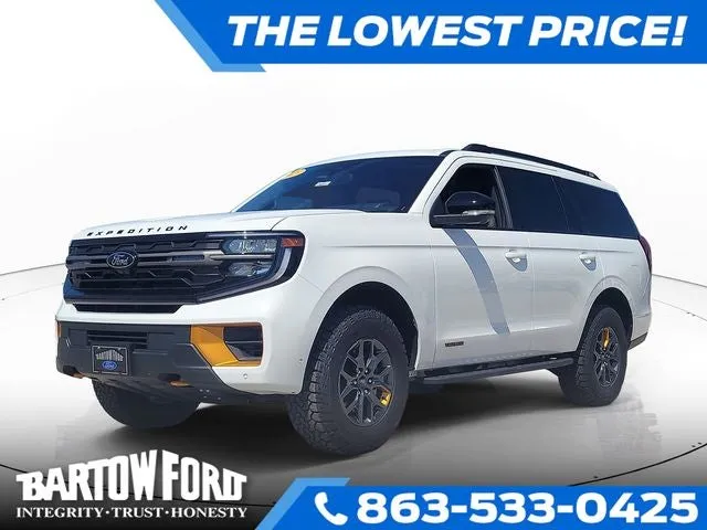 2025 Ford Expedition Tremor in Oxford White — front three-quarter view
