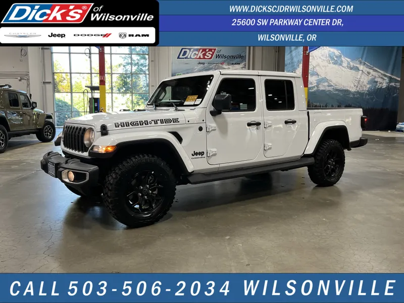 2025 Jeep Gladiator High Tide in Bright White Clearcoat — front three-quarter view
